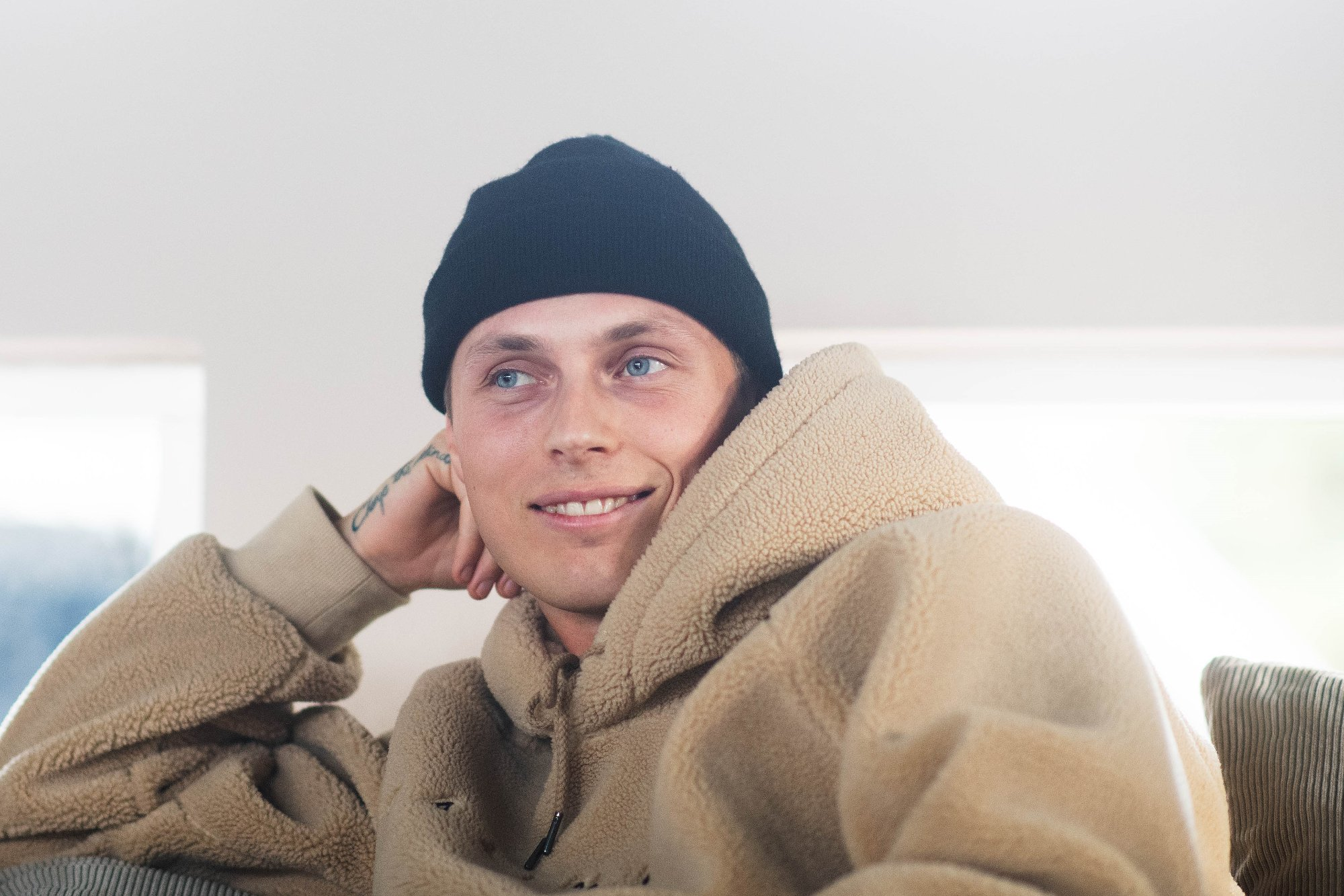 Portrett av Mikkel Christiansen, DJ og influenser som bruker Easypeasy